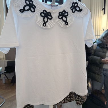 White Zara T-shirt with ornate collar