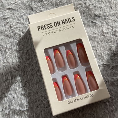 Press on pour les ongles