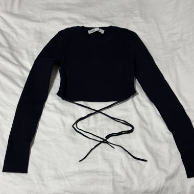 Maglione corto nero Zara