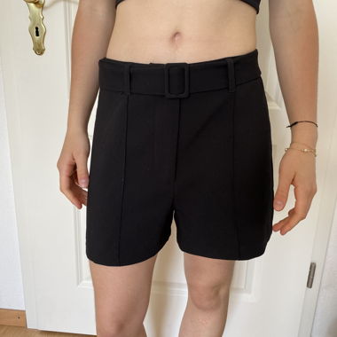 Black short