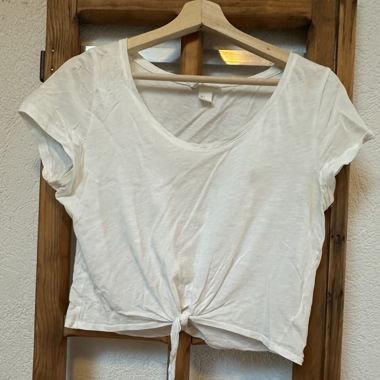 T-shirt blanc avec noeud 