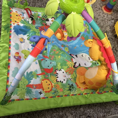 Tapis d’éveil bébé
