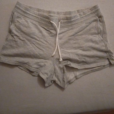 Pantaloncini grigi