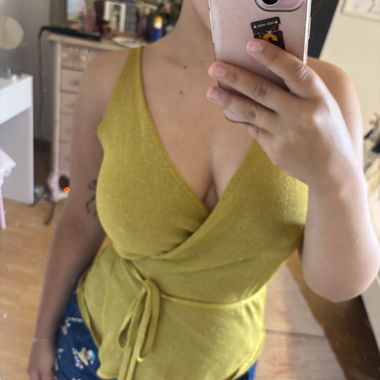Top portefeuille à paillettes avec ceinture à nouer jamais porté
