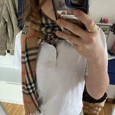 Checkered scarf 