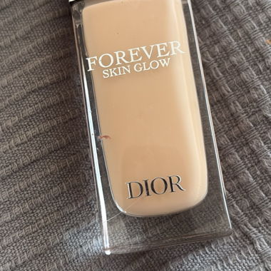 Dior Forever Skin Glow Foundation