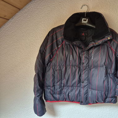 Air Jordan oversized puffer