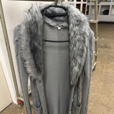Gilet avec fausse fourrure 