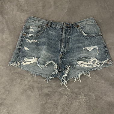 Kurze Jeans-Shorts von Zara