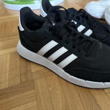 Adidas Run 60s’