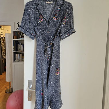 Robe OddMolly