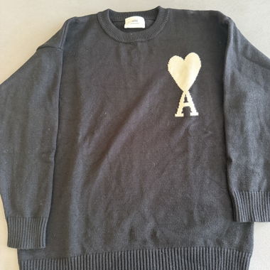 Schwarzer Ami Pullover mit Herz-Logo Grösse L