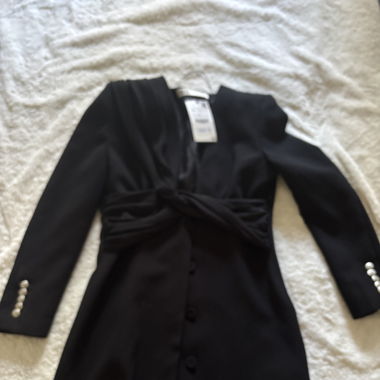 Robe à épaulette neuve