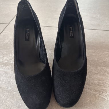 Black High Heels