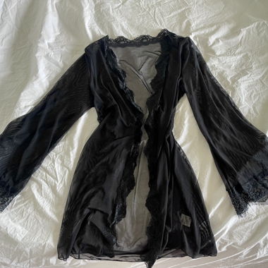 Kimono en dentelle noire