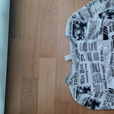Zeitungsmuster top