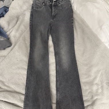Low Waist Jeans