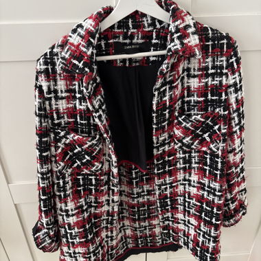 Zara mantel