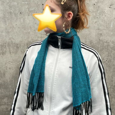 süsser blauer Schal