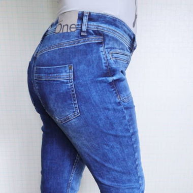 Blue jeans presque neuf.