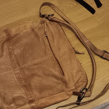 Leather bag
