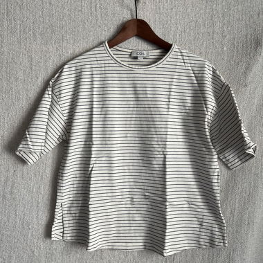 Gestreiftes COS T-Shirt aus Baumwolle-Leinen
