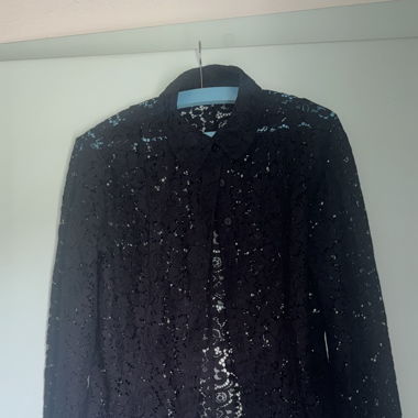 MNG Schwarze Spitzenbluse – Grösse S (EUR/USA 4)