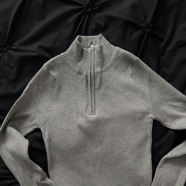 Pullover grau