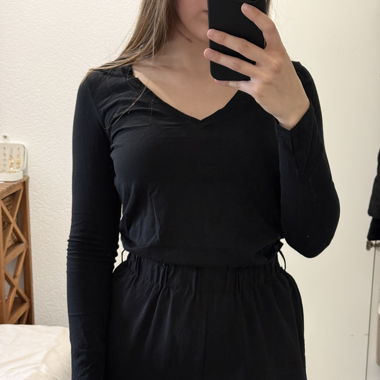 Pull noir 