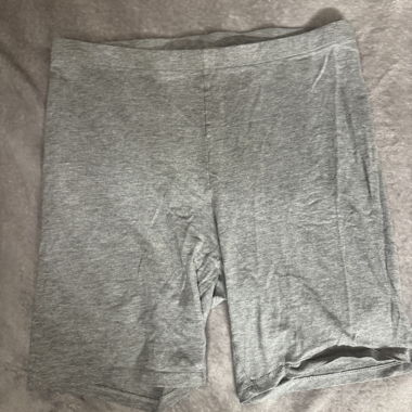 Pantaloncini sportivi grigi