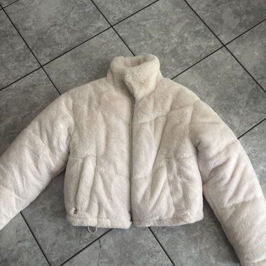 Plueschjacke beige