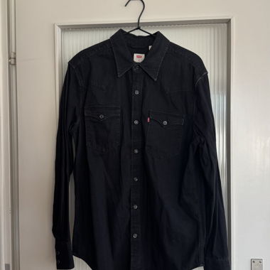 Black Levi's Denim Shirt M
