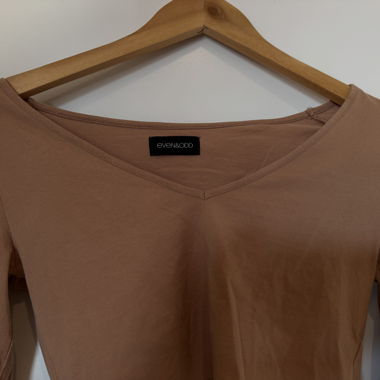 Brown Long-Sleeve Crop Top