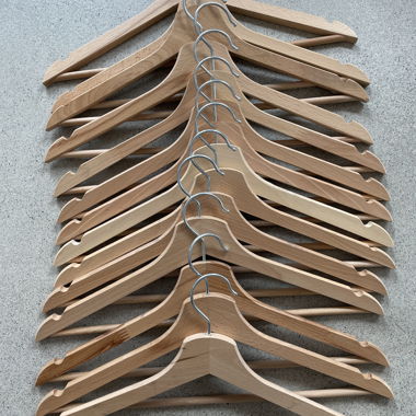 Holzkleiderbuegel Set