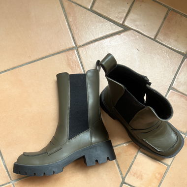 Bottines kaki similicuir taille 37