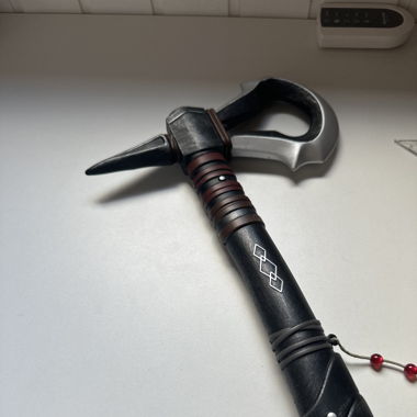 Assassin’s Creed Cosplay-Axt