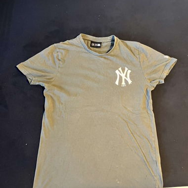 New era t-shirt 