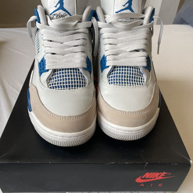 Chaussures Nike Air Jordan 4 Military Blue