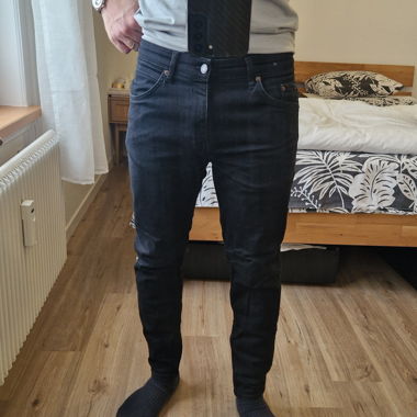 Zara Jeans black slim fit crop W32