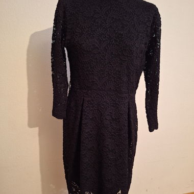 Abito Nero in Pizzo