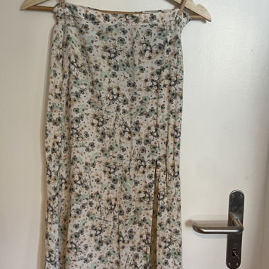 H&M Floral Skirt