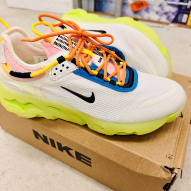 Nike React Live taille 40