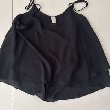 Schwarze top
