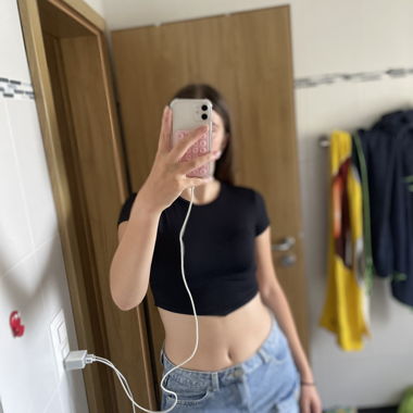 crop top