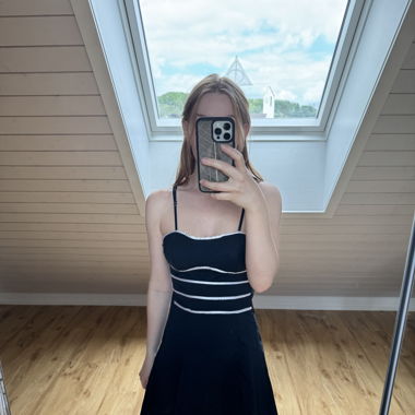 Navy Kleid