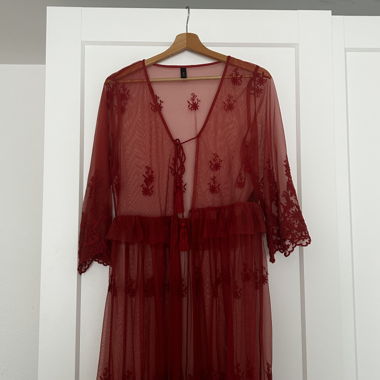 Pinkes Umhängekleid aus Tüll