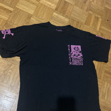 One piece t-shirt 