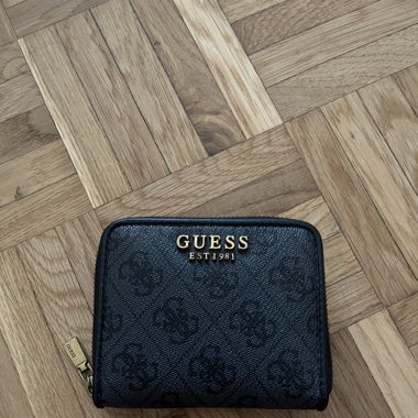 Guess Geldbörse