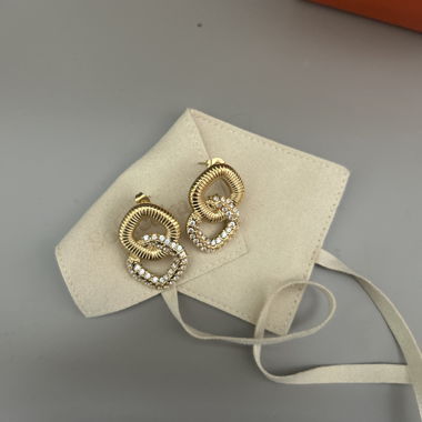 Orecchini a bottone color oro