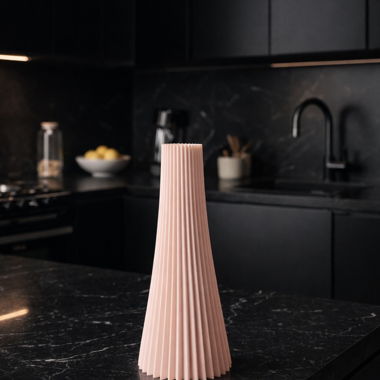 NORA Elegant Vase